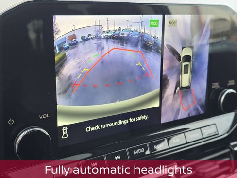 Used 2025 Nissan Pathfinder SL w/ SL Premium Package image 20