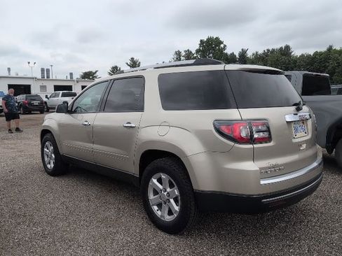 Used 2016 GMC Acadia SLE FWD image 5