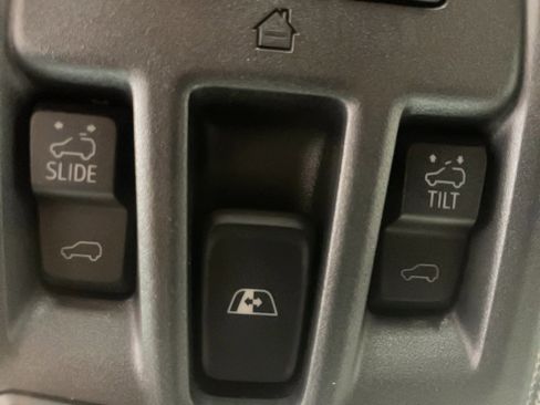 Used 2024 Chevrolet Silverado 3500 High Country w/ Technology Package image 14