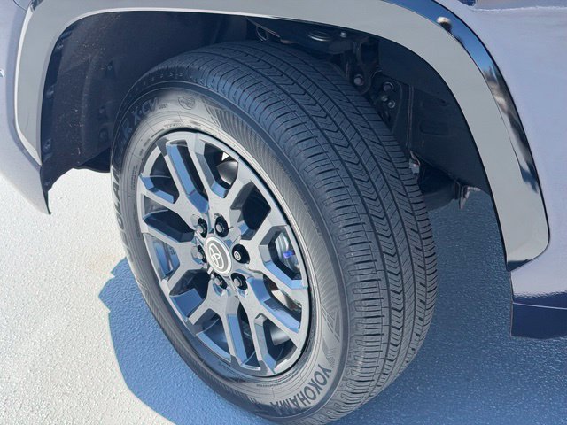 Used 2024 Toyota Tundra Platinum AWD/4WD image 21