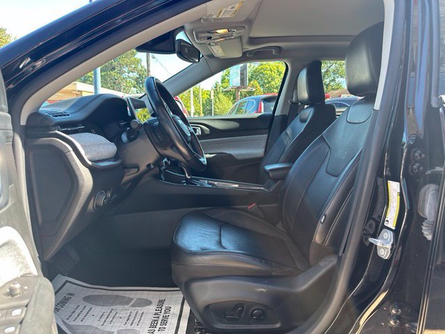 Used 2022 Jeep Compass Latitude w/ Sun and Sound Group AWD/4WD image 10