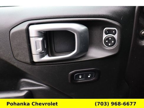 Used 2018 Jeep Wrangler Sport image 21