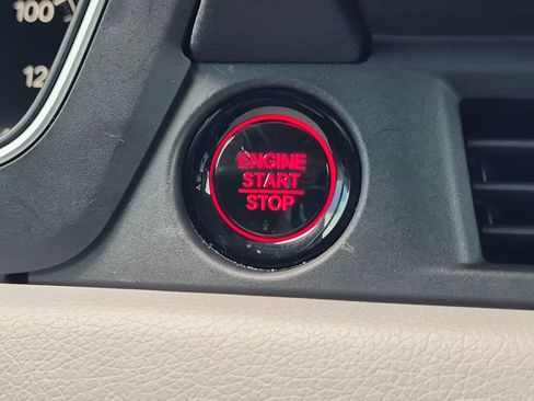 Certified 2024 Honda Pilot EX-L image 28
