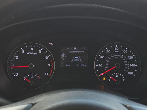 Used 2018 Kia Sportage EX w/ EX Technology Package FWD image 18