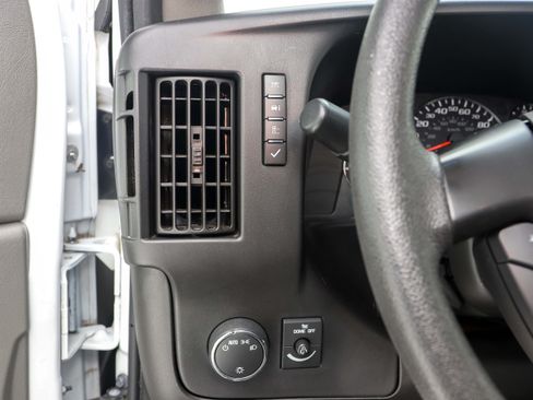 Used 2015 Chevrolet Express 3500 LT w/ LT Preferred Equipment Group RWD image 22