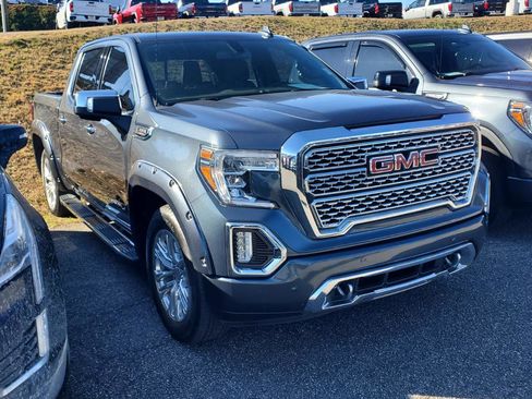 Used 2021 GMC Sierra 1500 Denali image 2