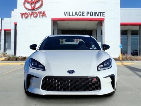 New 2026 Toyota GR86 Premium image 8