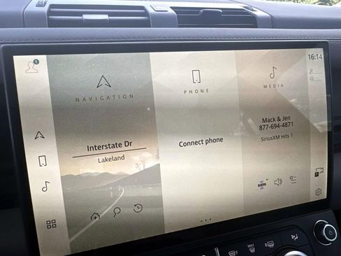 New 2026 Land Rover Defender 110 S image 20
