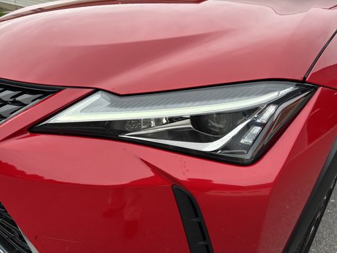 Used 2020 Lexus UX 250h w/ Premium Package AWD/4WD image 10