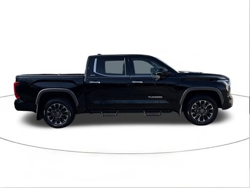 Used 2024 Toyota Tundra Limited image 2