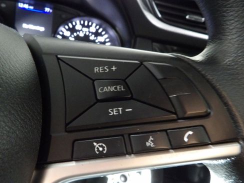 Used 2021 Nissan Rogue Sport S image 14