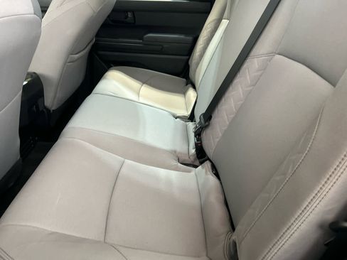 Used 2024 Toyota Tacoma SR5 AWD/4WD image 5