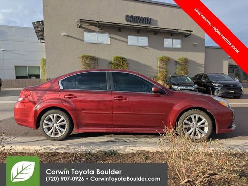 Used 2014 Subaru Legacy 2.5i Premium image 8