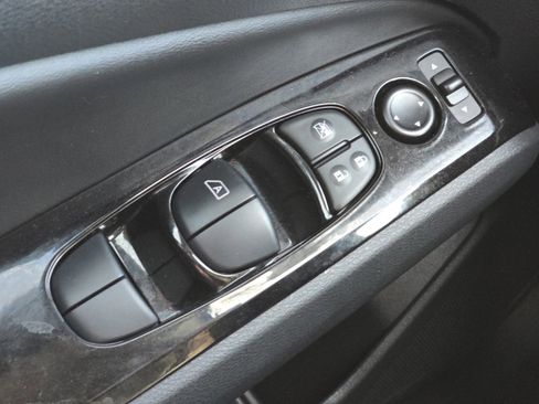 Used 2024 Nissan Altima 2.5 SL image 14