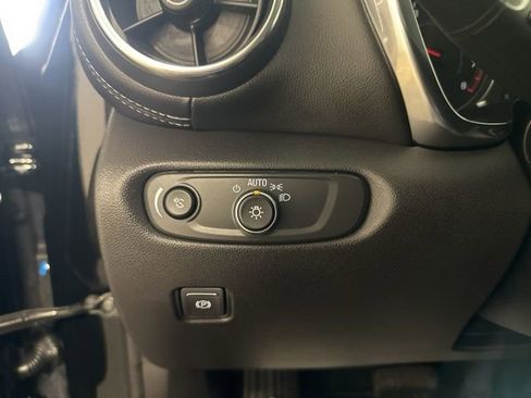 Used 2024 Chevrolet Blazer LT image 19