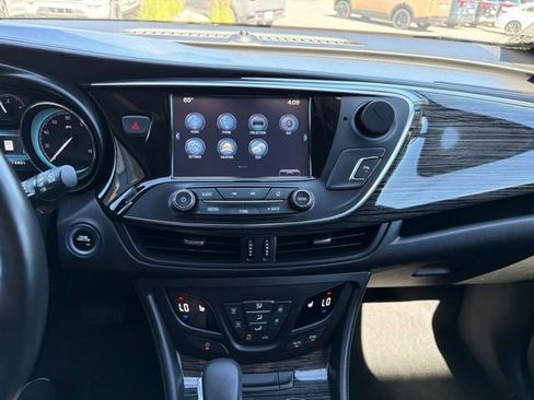 Used 2017 Buick Envision Essence FWD image 15