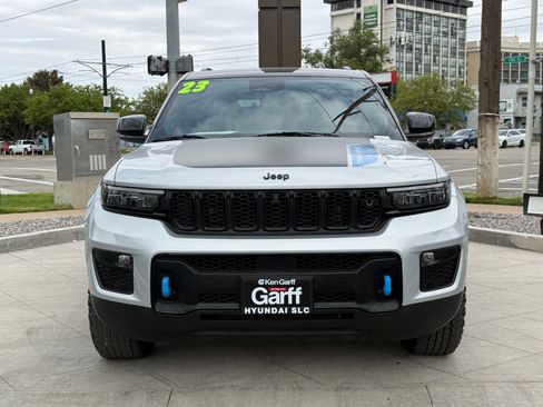Used 2023 Jeep Grand Cherokee Trailhawk w/ Advanced Protech Group II AWD/4WD image 11