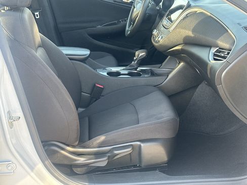 Used 2024 Chevrolet Malibu LT FWD image 13