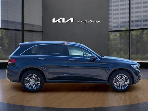 Used 2021 Mercedes-Benz GLC 300 image 4