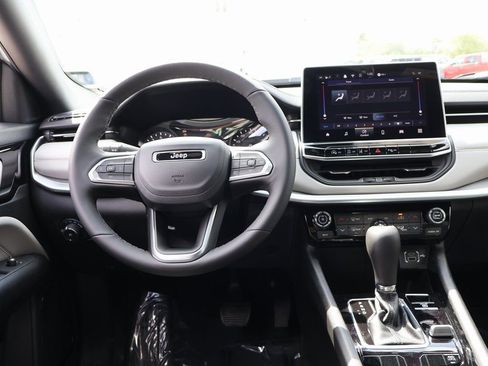 New 2026 Jeep Compass Limited AWD/4WD image 19