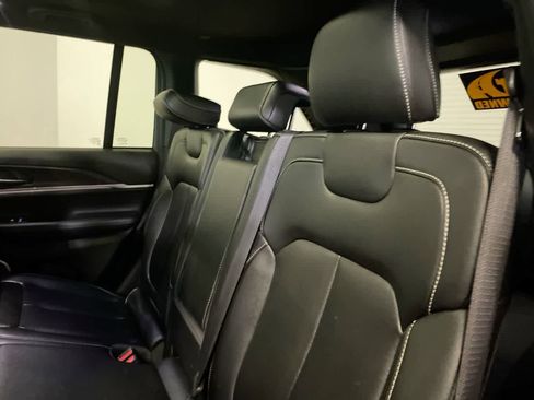 Used 2024 Jeep Grand Cherokee Limited 4xe image 28