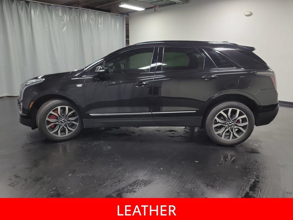 Used 2023 Cadillac XT5 Sportv w/ Technology Package AWD/4WD image 5
