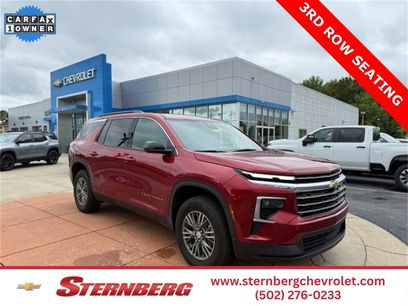Used 2024 Chevrolet Traverse LT