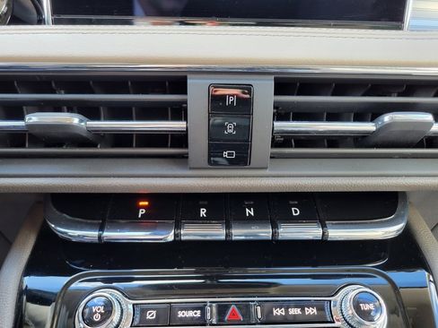 Certified 2022 Lincoln Corsair AWD w/ Equipment Group 101A image 14