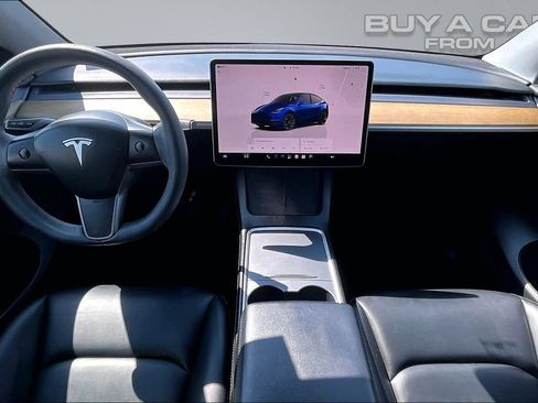 Used 2023 Tesla Model Y Long Range AWD/4WD image 16