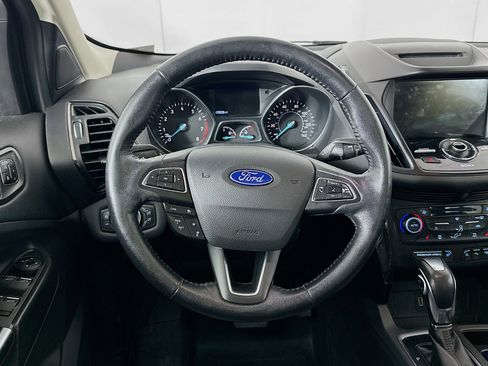 Used 2018 Ford Escape Titanium w/ Ford Safe & Smart Package image 18