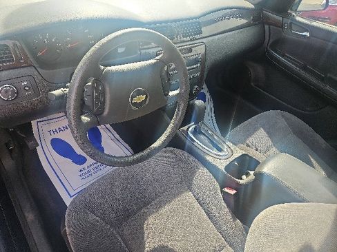 Used 2015 Chevrolet Impala Limited LS FWD image 9