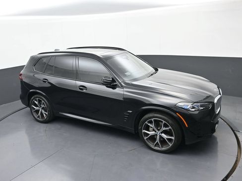 Used 2024 BMW X5 xDrive40i w/ M Sport Package AWD/4WD image 30