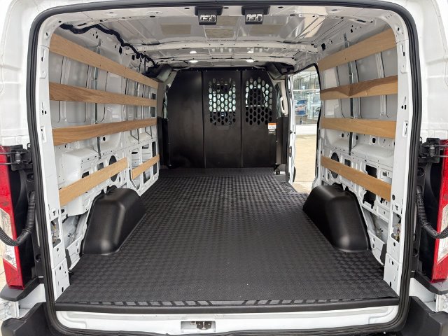 Used 2025 Ford Transit 250 Low Roof w/ Exterior Upgrade Package RWD image 31