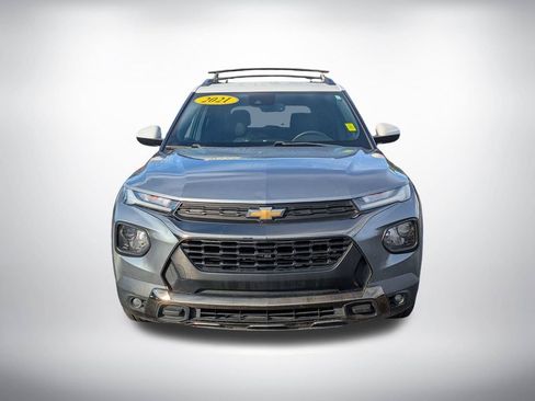 Used 2021 Chevrolet TrailBlazer ACTIV w/ Sun and Liftgate Package FWD image 8