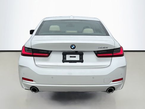 Certified 2025 BMW 330i Sedan image 5