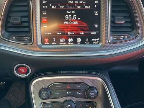 Used 2015 Dodge Challenger SRT Hellcat image 11