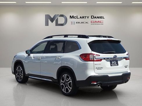 Used 2026 Subaru Ascent Limited image 4
