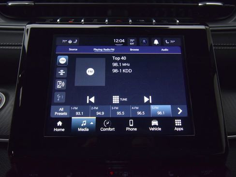 Used 2024 Jeep Grand Cherokee Altitude AWD/4WD image 11
