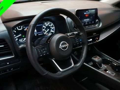 Certified 2023 Nissan Rogue SV w/ SV Premium B Package AWD/4WD image 9
