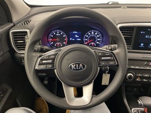 Used 2021 Kia Sportage LX image 16