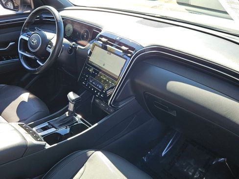 Used 2023 Hyundai Santa Cruz Limited image 28