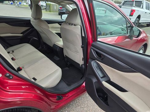 Used 2018 Subaru Impreza 2.0i Premium image 11