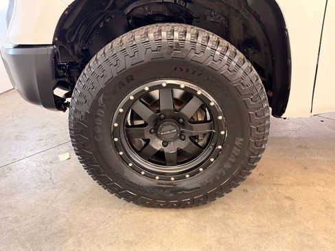 Used 2017 Toyota Tundra SR AWD/4WD image 14