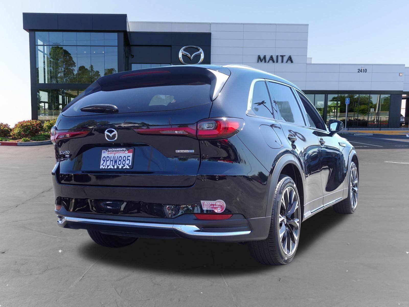 Certified 2024 MAZDA CX-90 Plug-In Hybrid w/ Premium Plus AWD/4WD image 4