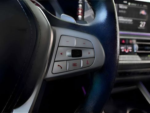 Used 2021 BMW X7 xDrive40i AWD/4WD image 21