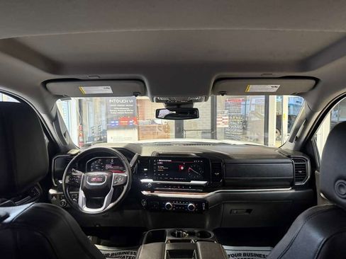 Used 2025 GMC Sierra 1500 SLT image 26