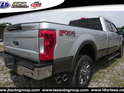 Used 2017 Ford F350 Lariat w/ Lariat Ultimate Package AWD/4WD image 7