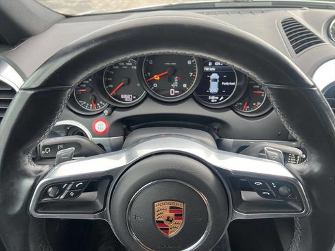 Used 2018 Porsche Cayenne Platinum Edition image 11