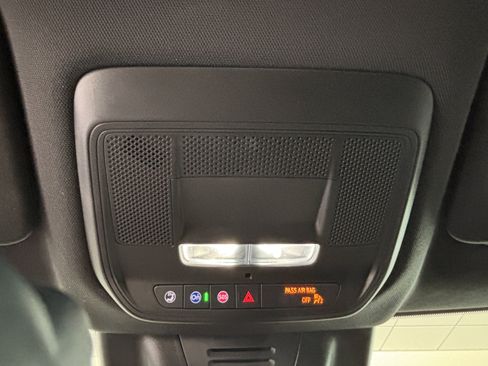 Used 2025 Chevrolet Equinox EV RS w/ Active Safety Package 3 FWD image 16