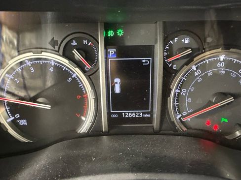Used 2022 Toyota 4Runner Limited AWD/4WD image 18